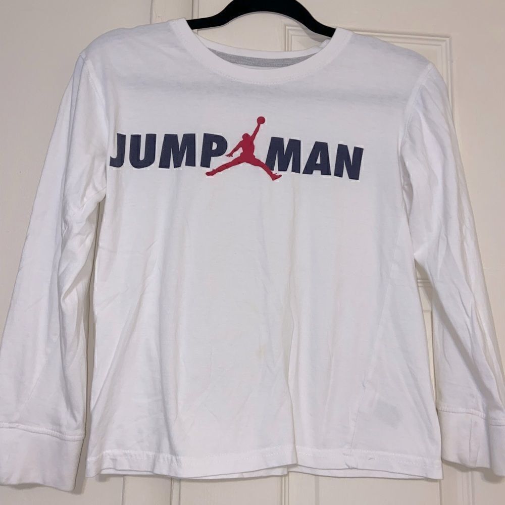 Nike air jordan long sleeve shirt size small 8/10